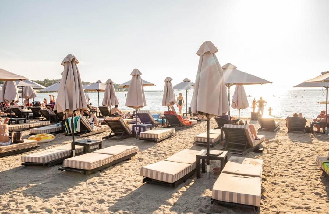 Seaside Glyfada Apartment *